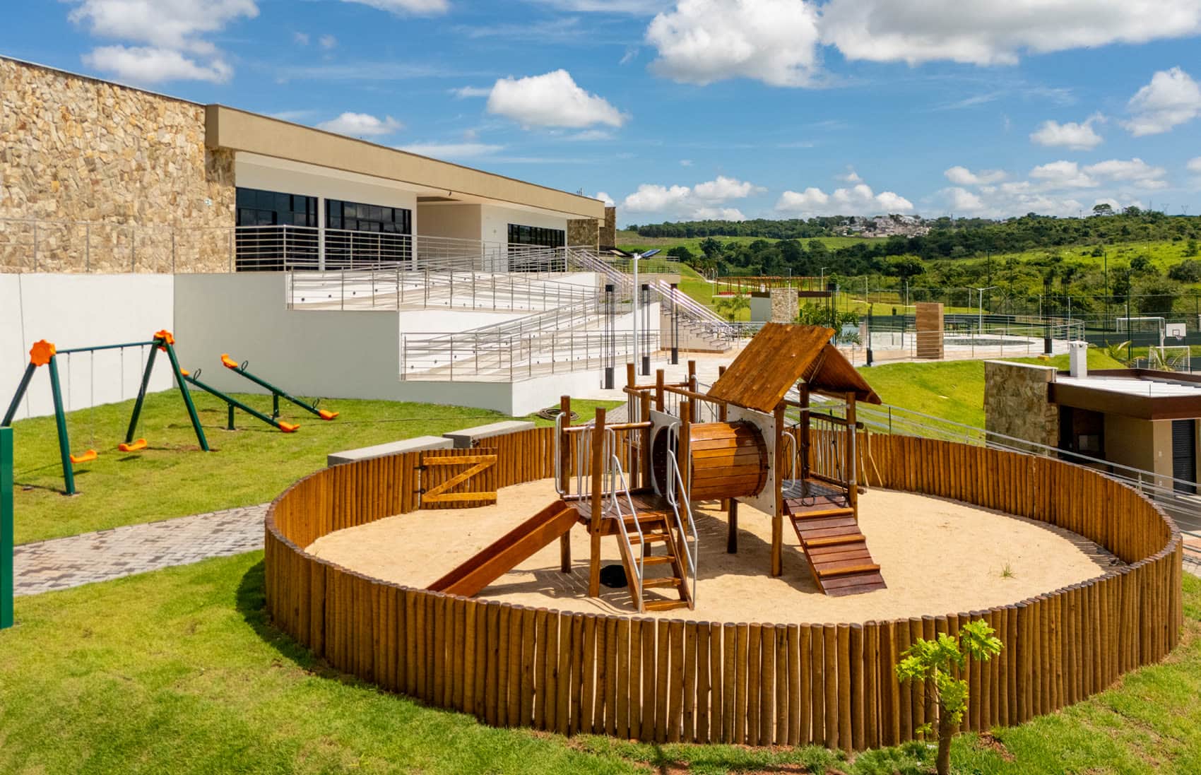 Playground do Vinhas Flamboyant
